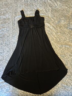 En Focus Studio Black Beaded Hi-Low Formal Dress — Size 10 🖤✨